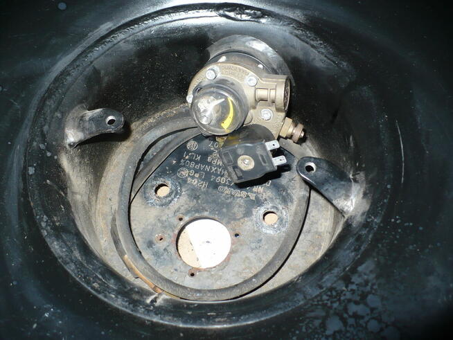 Zbiornik LPG 45l z pokrywą i wielozaworem Tomasetto