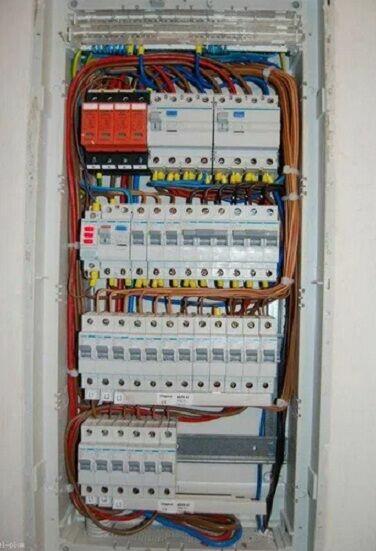 Elektryk Instalacje elektryczne Pogotowie elektryczne