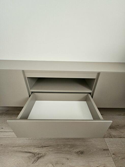 Sprzedam tanio szafkę RTV , 170x35x37
