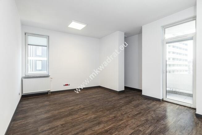 LUX 320m BIURO Z 3 GARAŻAMI w BIUROWCU PRZY METRZE