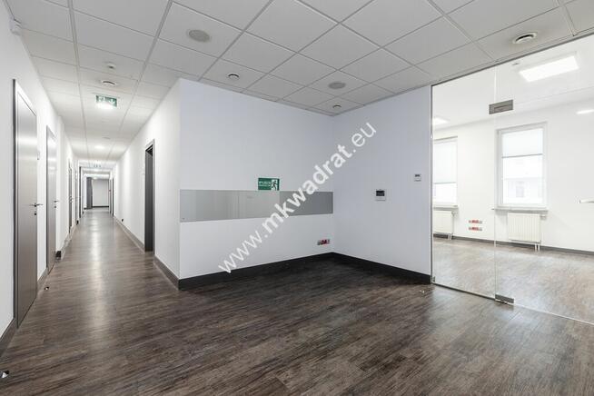 LUX 320m BIURO Z 3 GARAŻAMI w BIUROWCU PRZY METRZE