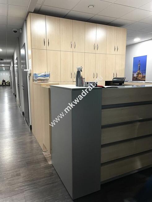 LUX 320m BIURO Z 3 GARAŻAMI w BIUROWCU PRZY METRZE