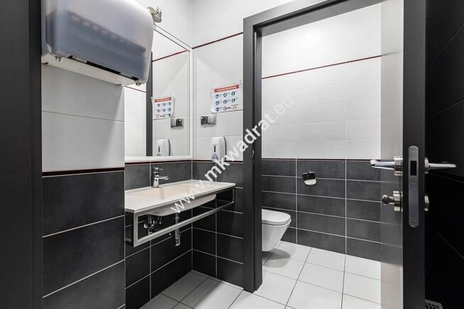 LUX 320m BIURO Z 3 GARAŻAMI w BIUROWCU PRZY METRZE