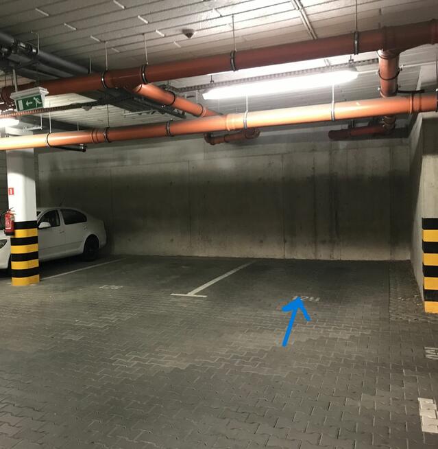 Komfortowe miejsce w hali garaż./os. Zwycięstwa 5/nowe budownictwo!!