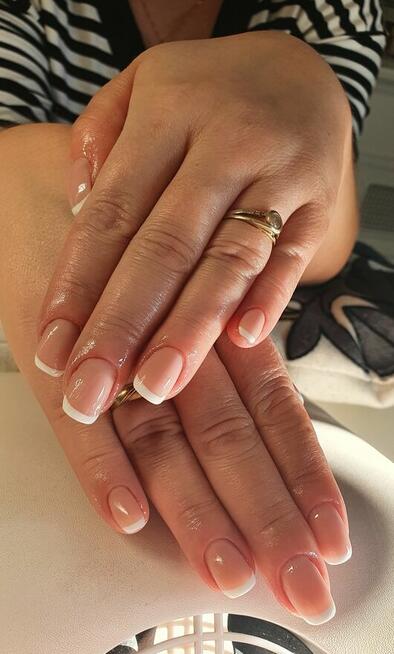 Manicure hybrydowy, paznokcie żelowe, pedicure, henna...