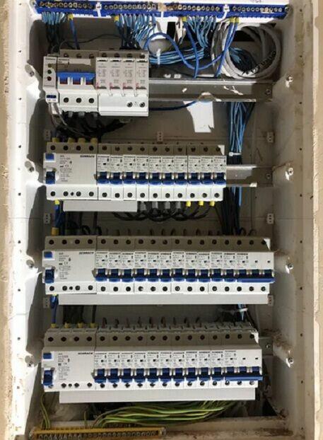 Elektryk Instalacje elektryczne Pogotowie elektryczne