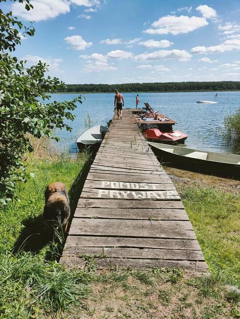 Wypoczynek bezpośrednio nad jeziorem powidzkim w Ostrowie