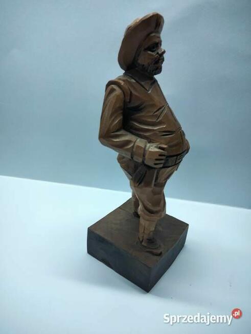 Sancho Pansa -rzeźba - lite drewno