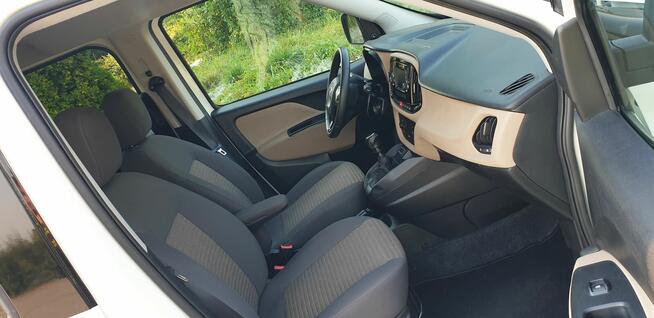 Fiat Doblo 1.4 T-jet 120 Lounge LPG