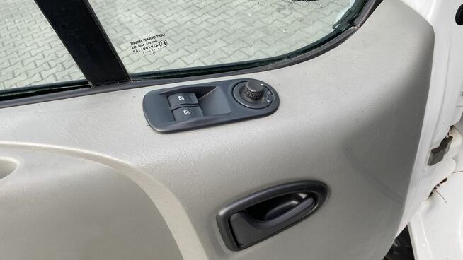 Nissan Primastar, rok 2011,silnik 2.0 DCI,114KM,Klimatyzacja