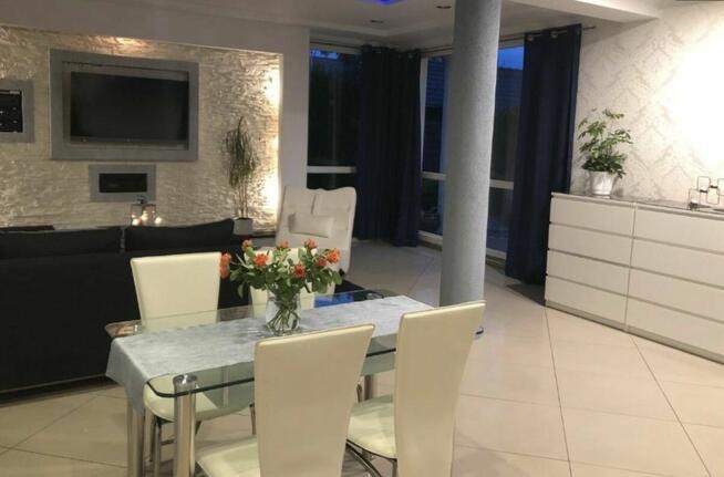 DOM WOLNOSTOJĄCY NIEDALEKO MORZA -Puck, okolice