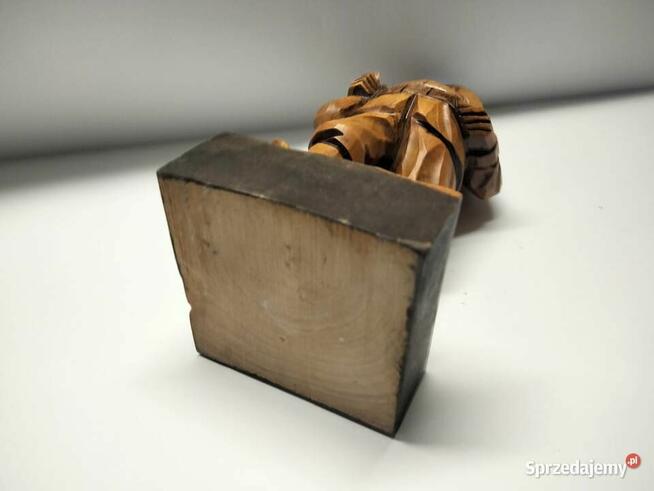 Sancho Pansa -rzeźba - lite drewno