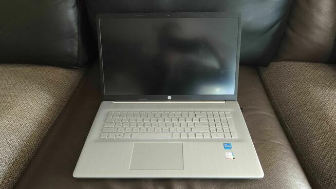 Laptop HP 17-cn1523nw