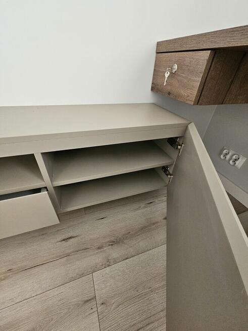 Sprzedam tanio szafkę RTV , 170x35x37