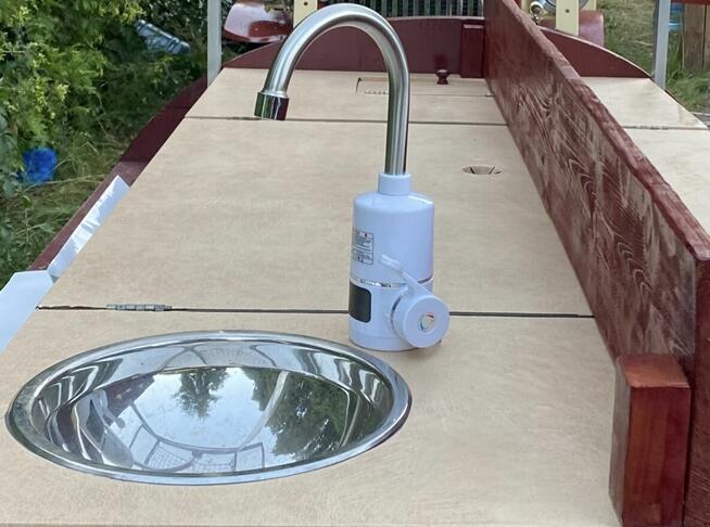 Riksza wózek na lody lub kawiarenka rower gastronomiczny