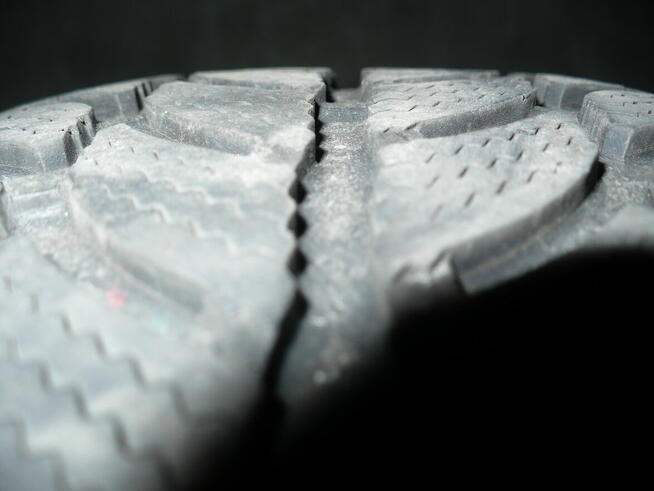 Koła Sava Eskimo S3 185/65/R14 (felgi stal. 40300-2F000)