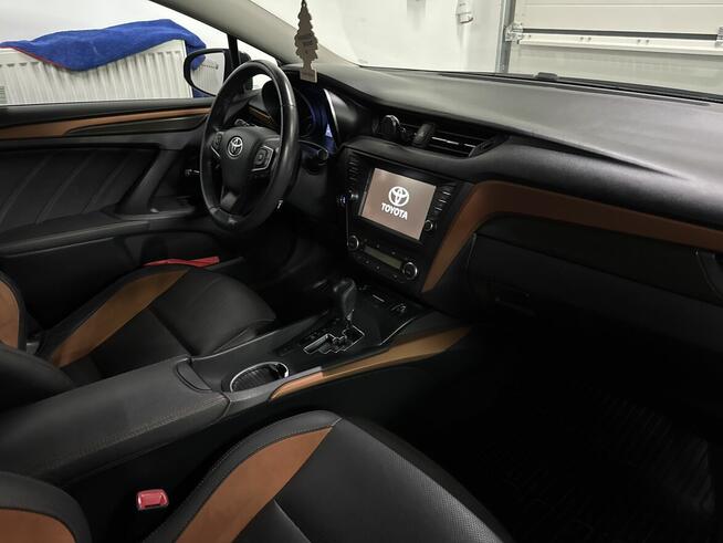 Toyota Avensis 1.8 LPG Automat salon Polska bezwypadkowa