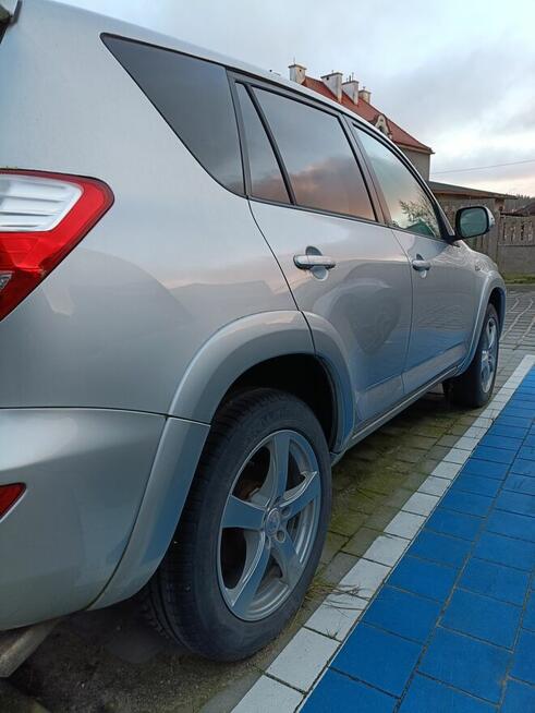 Syndyk sprzedaje pojazd Toyota Rav 4