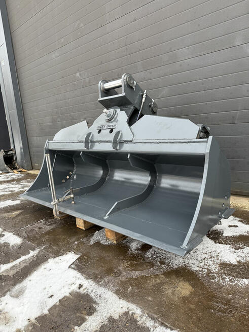 Łyżka skarpowa hydrauliczna 180cm 11-14t