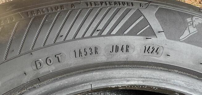 Opony letnie Goodyear Efficientgrip Performance 215/55 R17 9