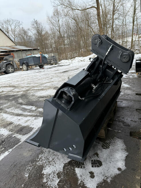 Łyżka skarpowa hydrauliczna 180cm 11-14t