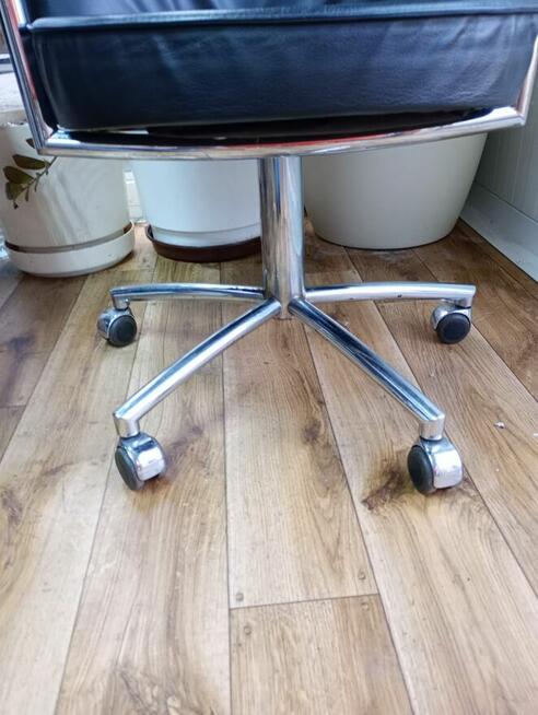 Fotel czarny skórzany ELJOT krzesła fotele do biur domu