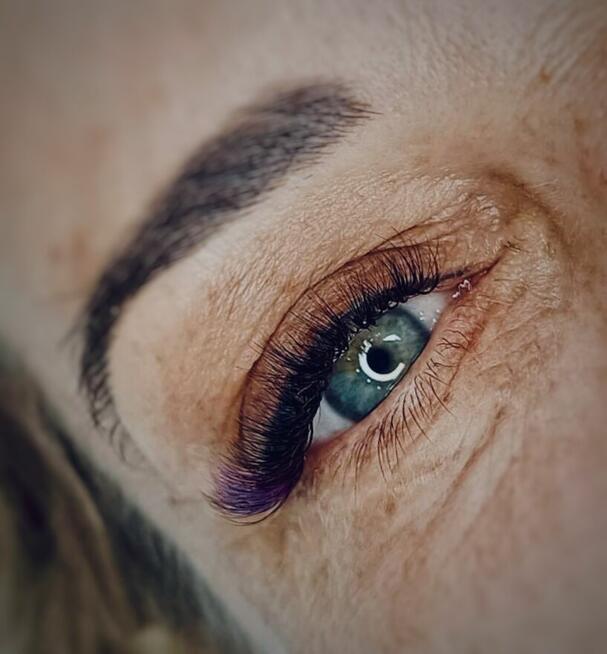 Manicure, pedicure , zabiegi na twarz i ciało