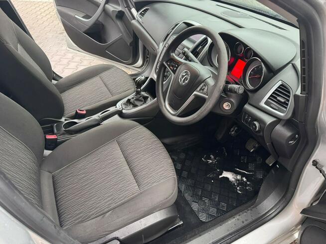 Opel Astra 2014r !!! Zarejestrowany w PL !!! Klima !!! Alufelgi