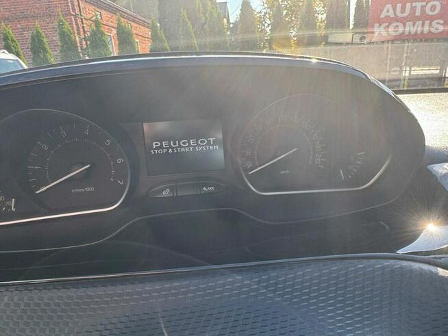 Peugeot 208 GT Line !!! XI 2016 !!! 110 km !!! Tablet !!!