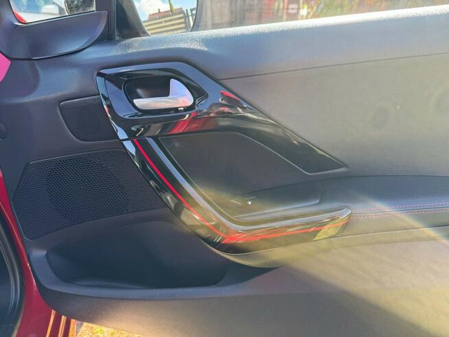 Peugeot 208 GT Line !!! XI 2016 !!! 110 km !!! Tablet !!!