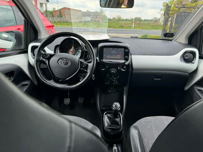 Toyota Aygo 5 drzwi !!! 2015r !!! Elektryczny dach !!! Kamera cofania !!!