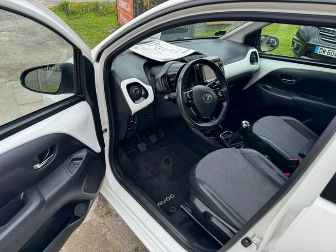 Toyota Aygo 5 drzwi !!! 2015r !!! Elektryczny dach !!! Kamera cofania !!!