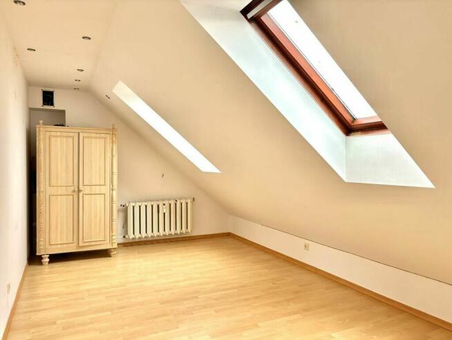 PRZESTRONNE MIESZKANIE DWUPOZIOMOWE, 104 m2