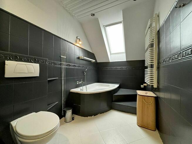 PRZESTRONNE MIESZKANIE DWUPOZIOMOWE, 104 m2