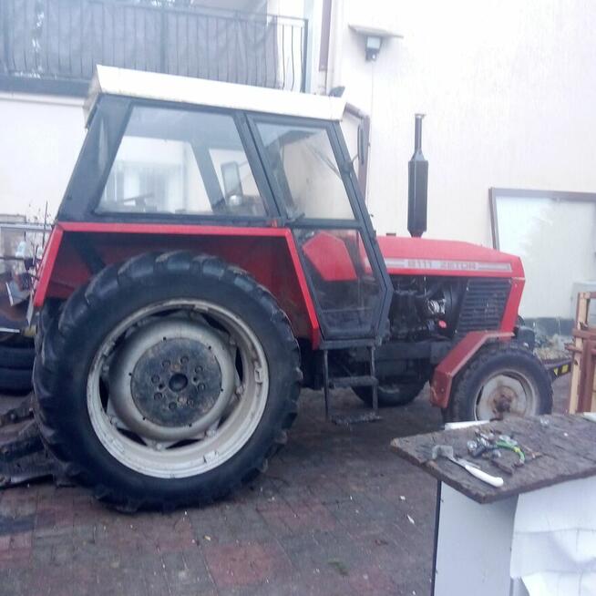 Ciągnik Zetor 8111