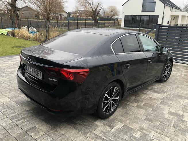 Toyota Avensis 1.8 LPG Automat salon Polska bezwypadkowa