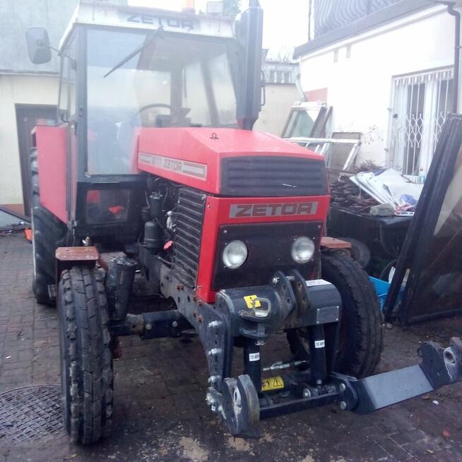 Ciągnik Zetor 8111