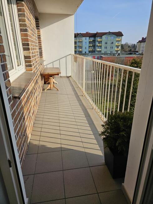 4 - pokojowe przytulne mieszkanie z garażem