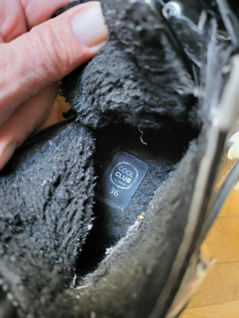 GLANY (36) Cool Club Czarne, ocieplane. Dł. wkł. 22,5cm