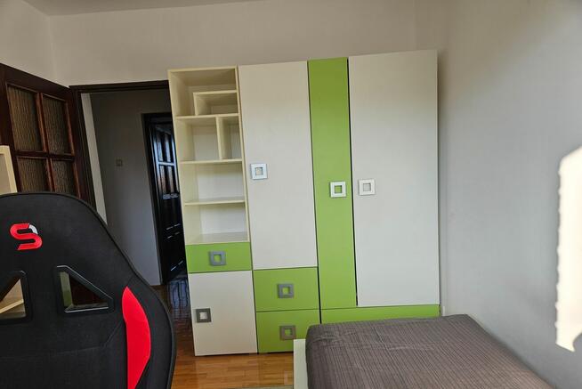 4 - pokojowe przytulne mieszkanie z garażem