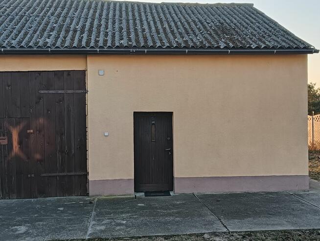 Sprzedam dom wraz z budynkami gospodarczymi i działka. rolny