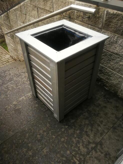 Drewniane domki, place zabaw, donice, płoty, pergole