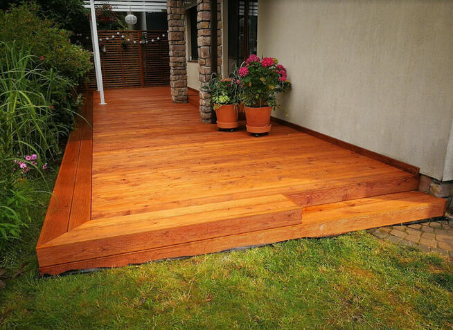 Drewniane tarasy, elewacje