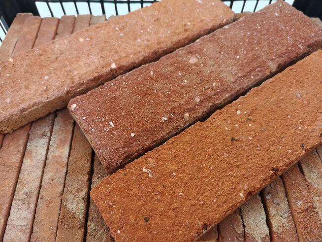 Płytki ze środka cegły- GRADOWANE