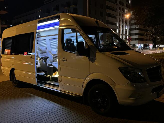 Mercedes Sprinter 9 osobowy VIP