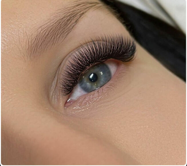 Przedłużanie rzęs w cenie uzupełnienia promocja