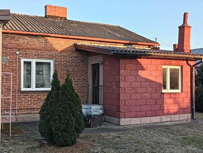 Sprzedam dom wraz z budynkami gospodarczymi i działka. rolny