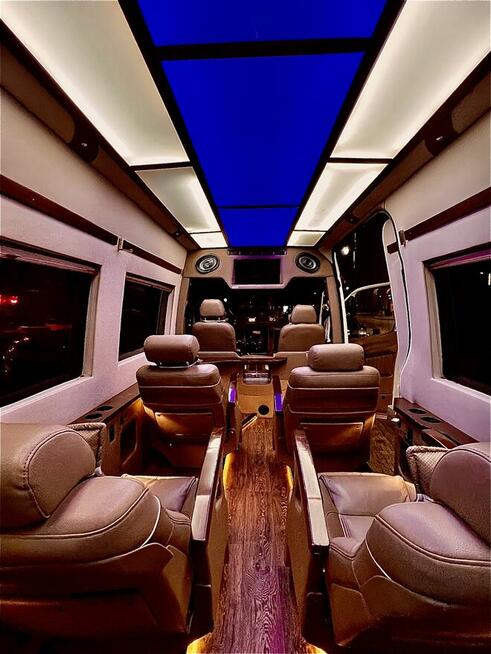 Mercedes Sprinter 9 osobowy VIP