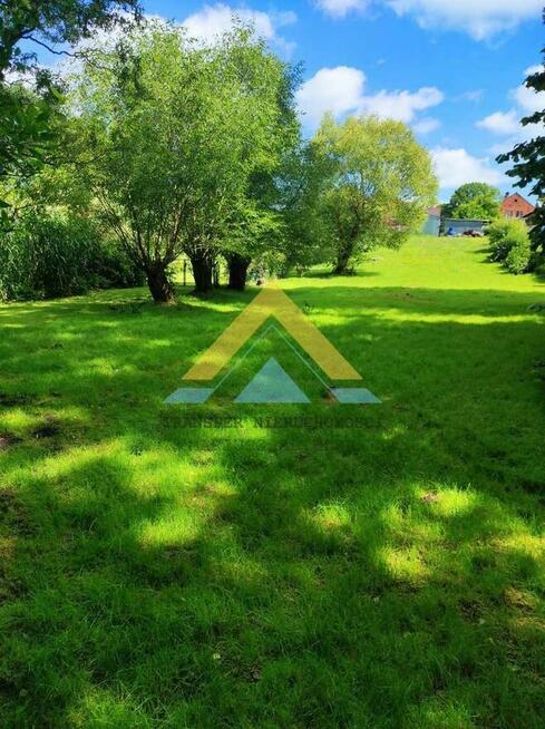 Ładny wolnostojący dom z ogródkiem 380 tys.!