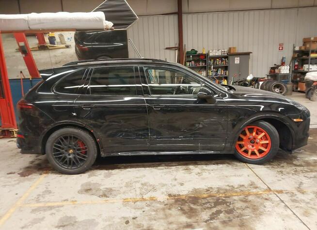 Porsche Cayenne GTS Sport Chrono AWD 3.6l V6